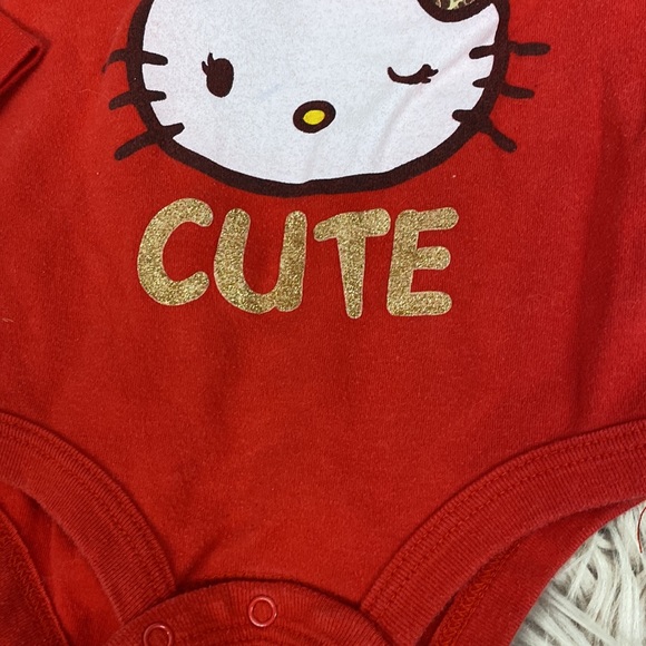 Love Being Cute Onsie - Picture 3 of 3